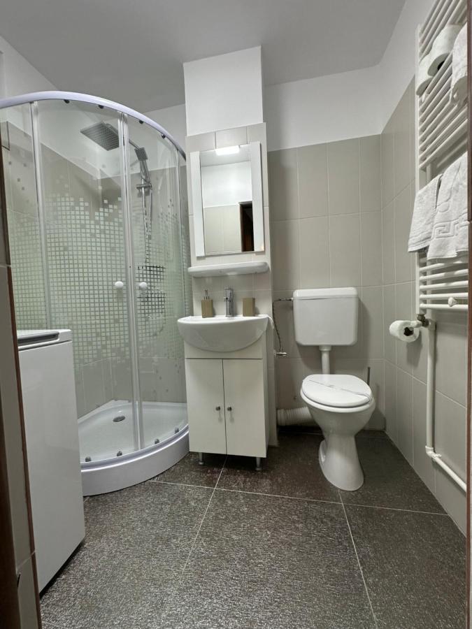 Xox Comfort Obregia Bucarest Esterno foto